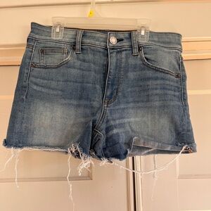 American Eagle Hi-Rise Shortie